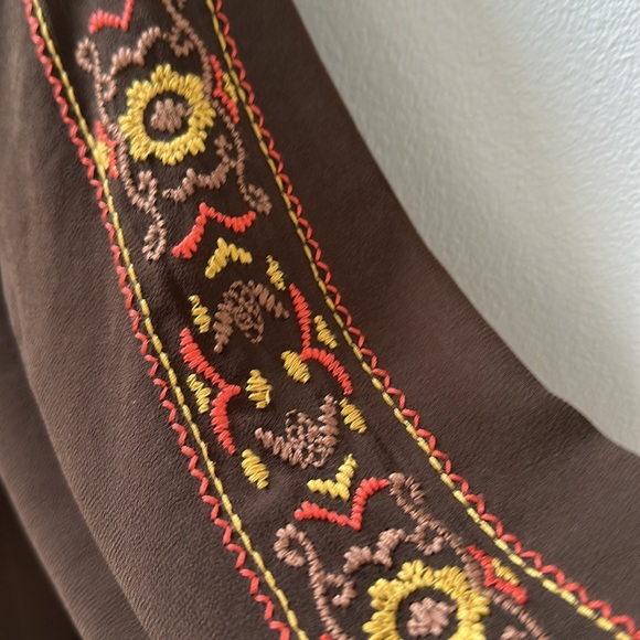 Marina Luna Brown and Orange Cuffed Sleeve Blouse - Picture 4 of 5